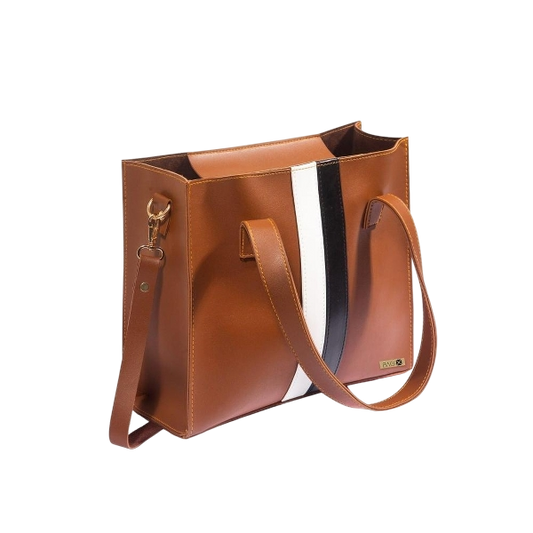 Zeynaa Baku Leather Shoulder Bag